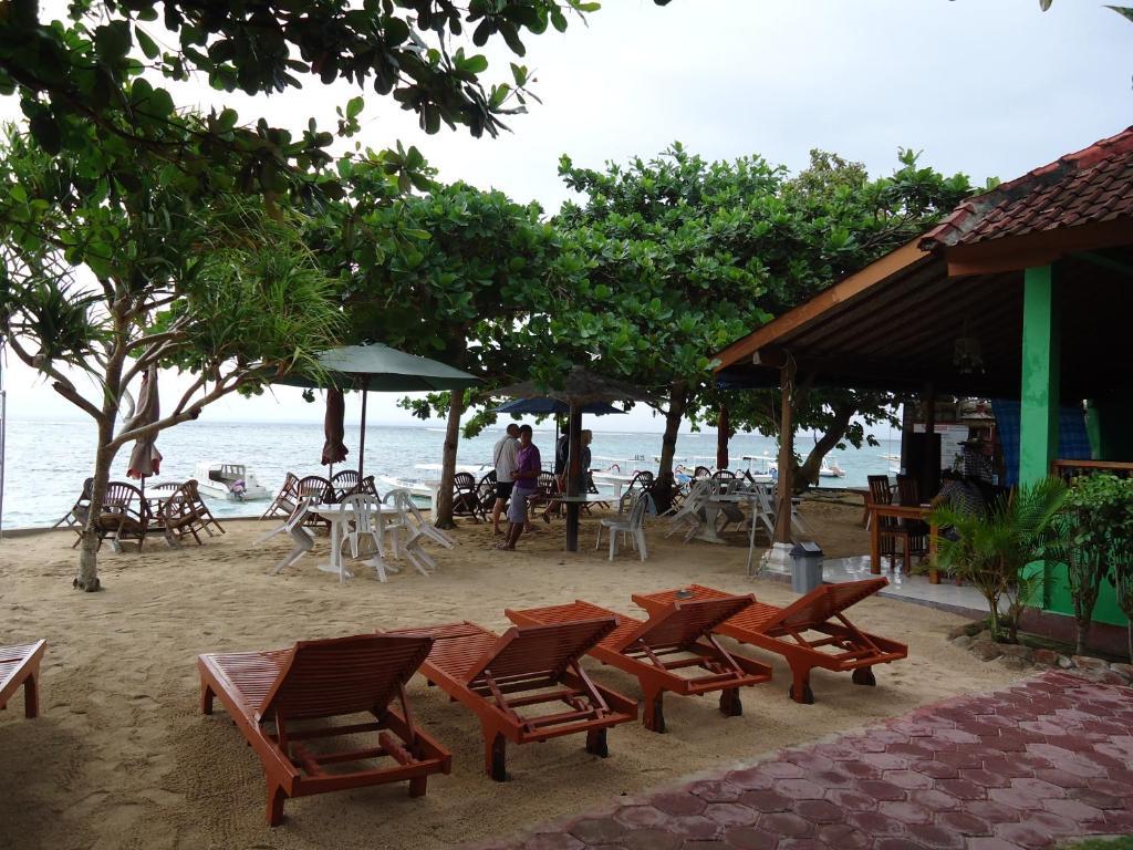 Star Two Thousand Bungalow Nusa Lembongan  Exterior photo