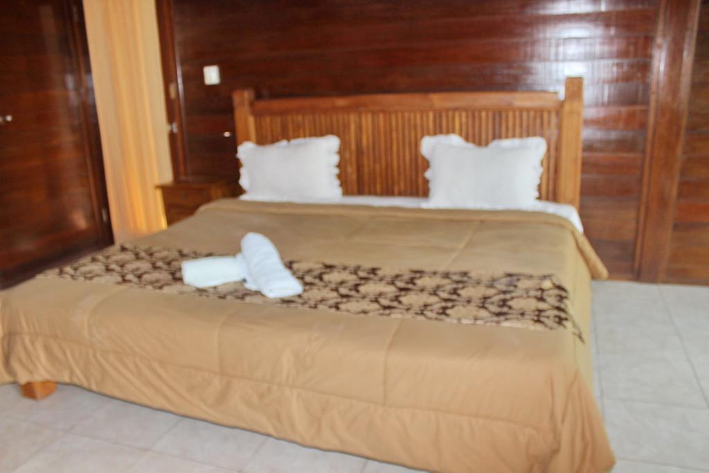 Star Two Thousand Bungalow Nusa Lembongan  Exterior photo